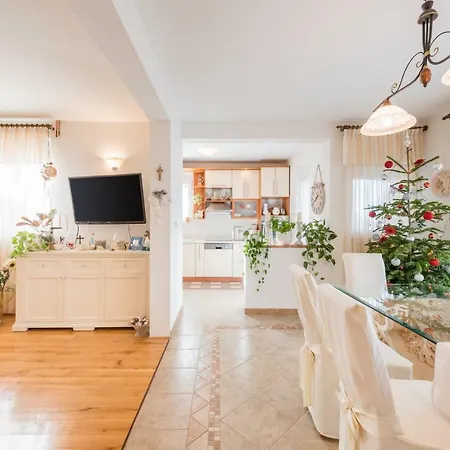 Apartment Katarina